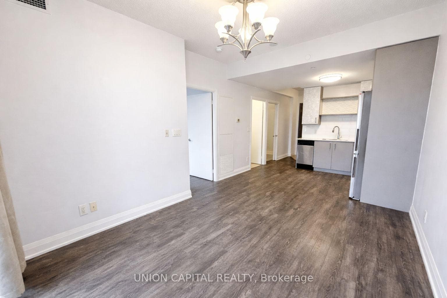 28 Uptown Drive Unit 709 photo 8