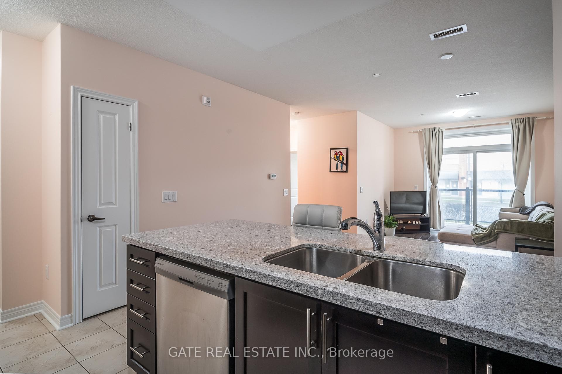 39 New Delhi Drive Unit 117 photo 6