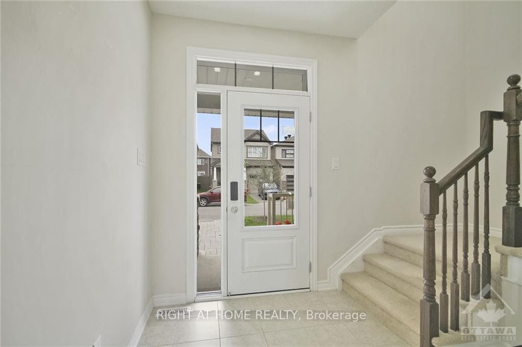 122 UNITY Place photo 18