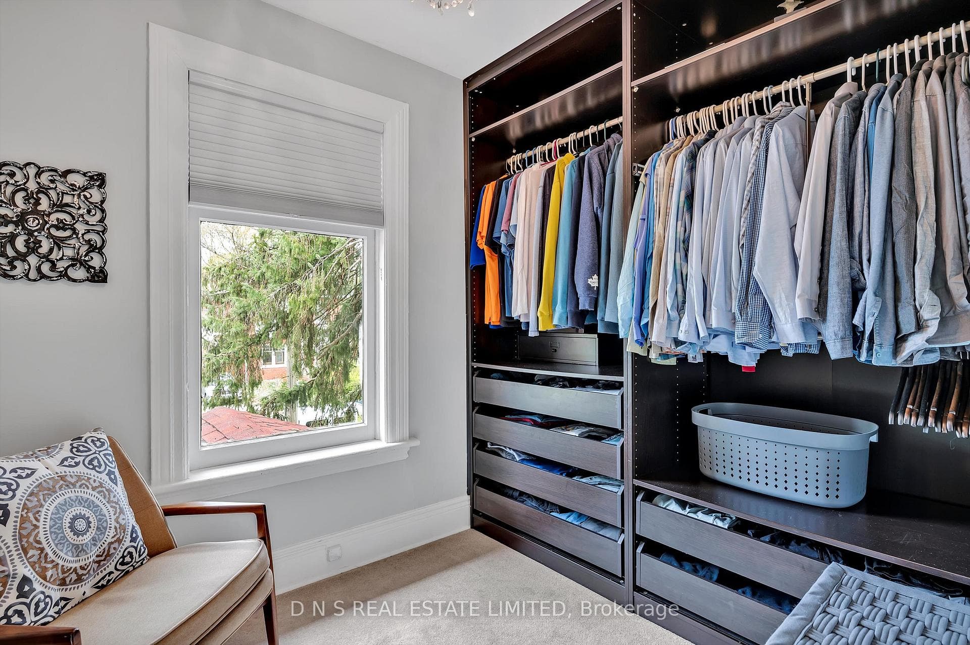 312 Elias Avenue photo 17