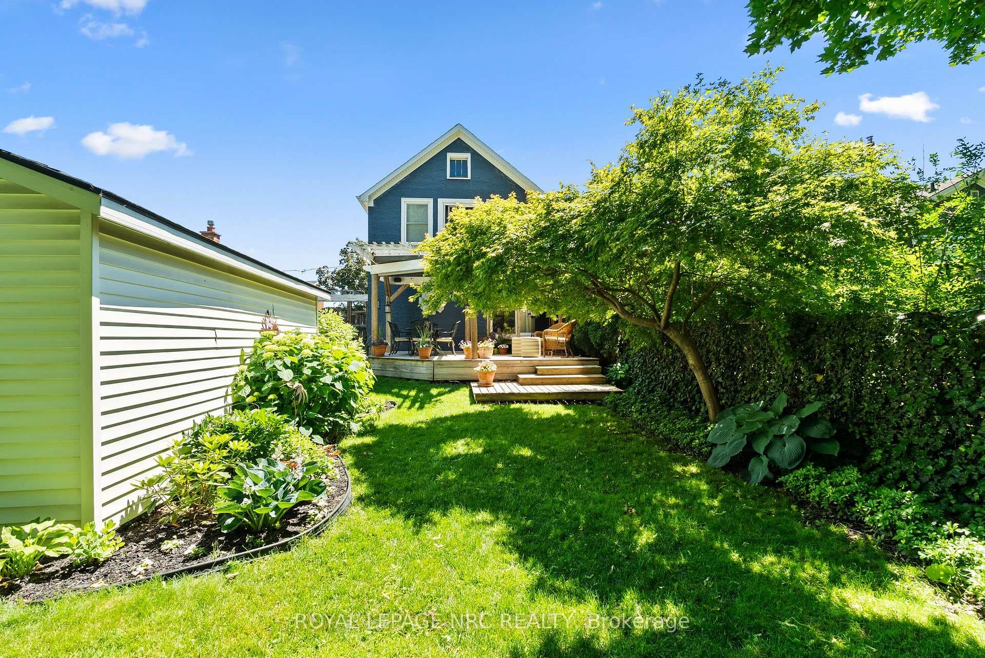 5 Greenlaw Place photo 40