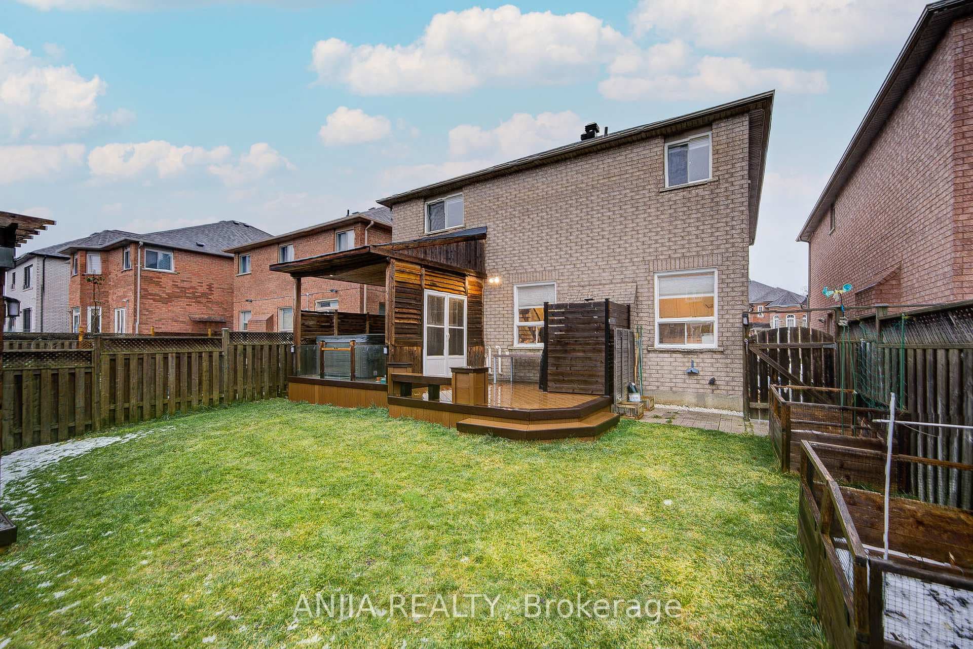 23 Annina Crescent photo 36