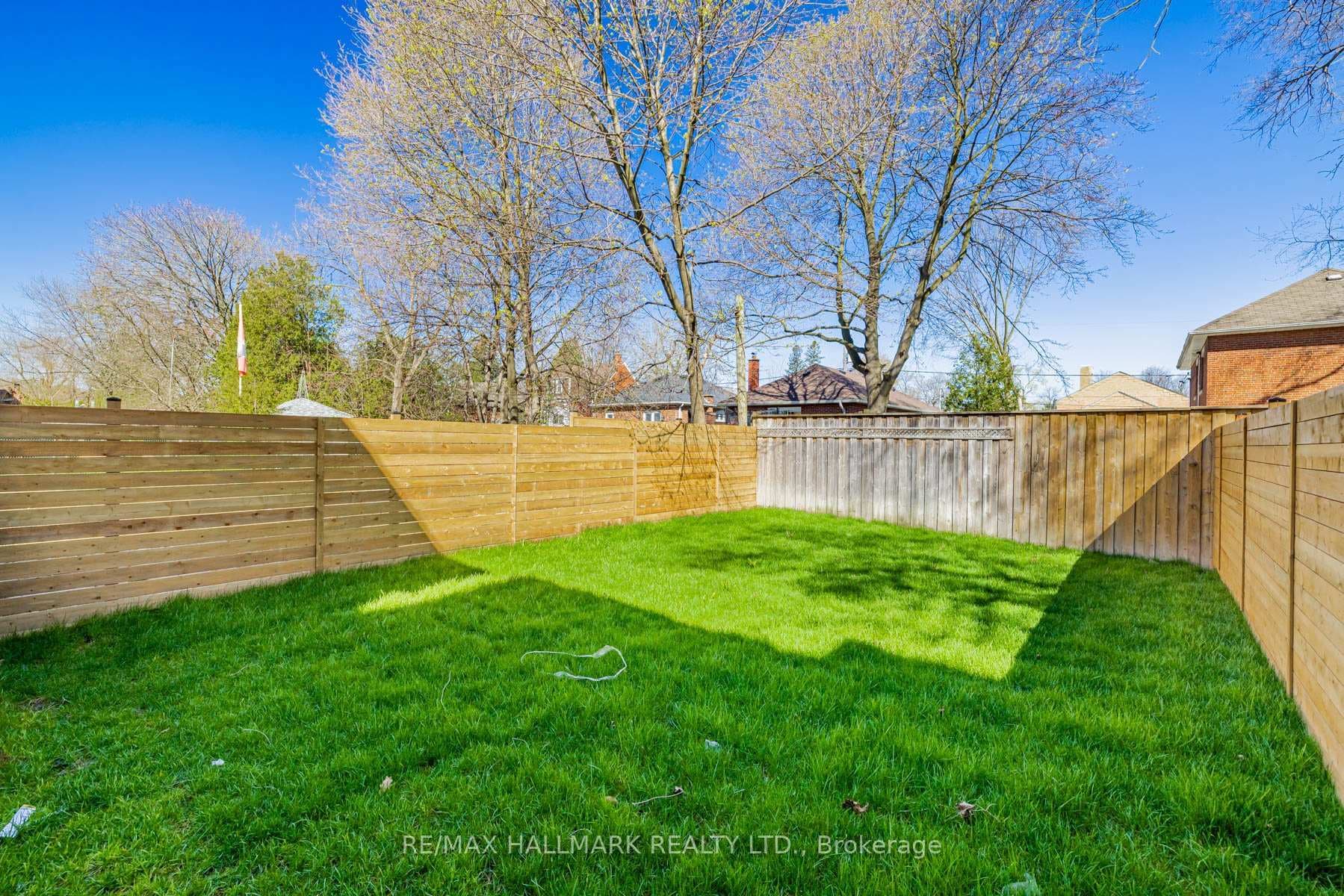 46 Johnston Avenue photo 32