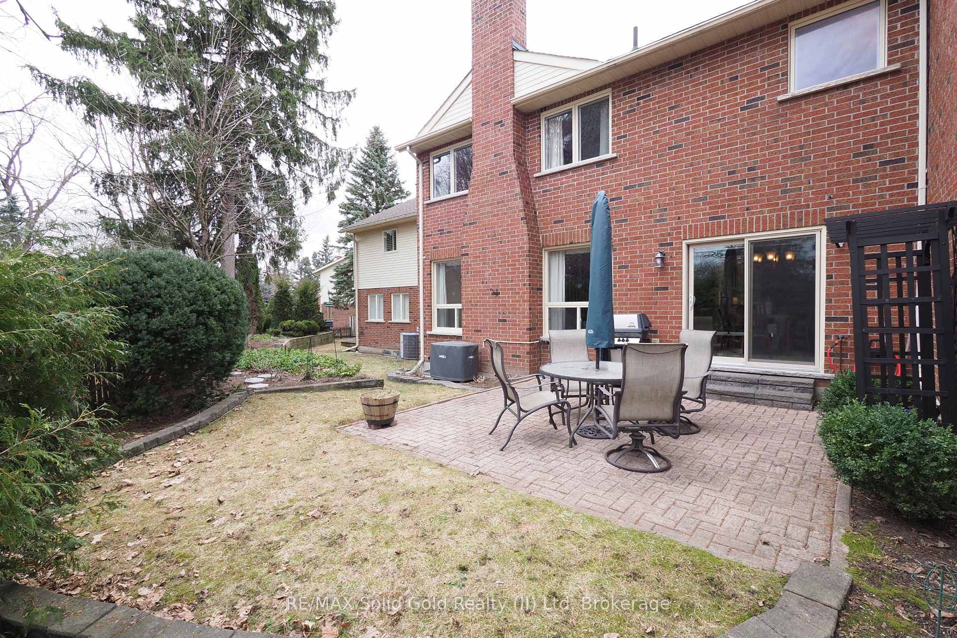 405 Glasgow Street Unit 6 photo 36