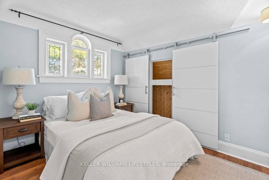 212 Warwick Street photo 20