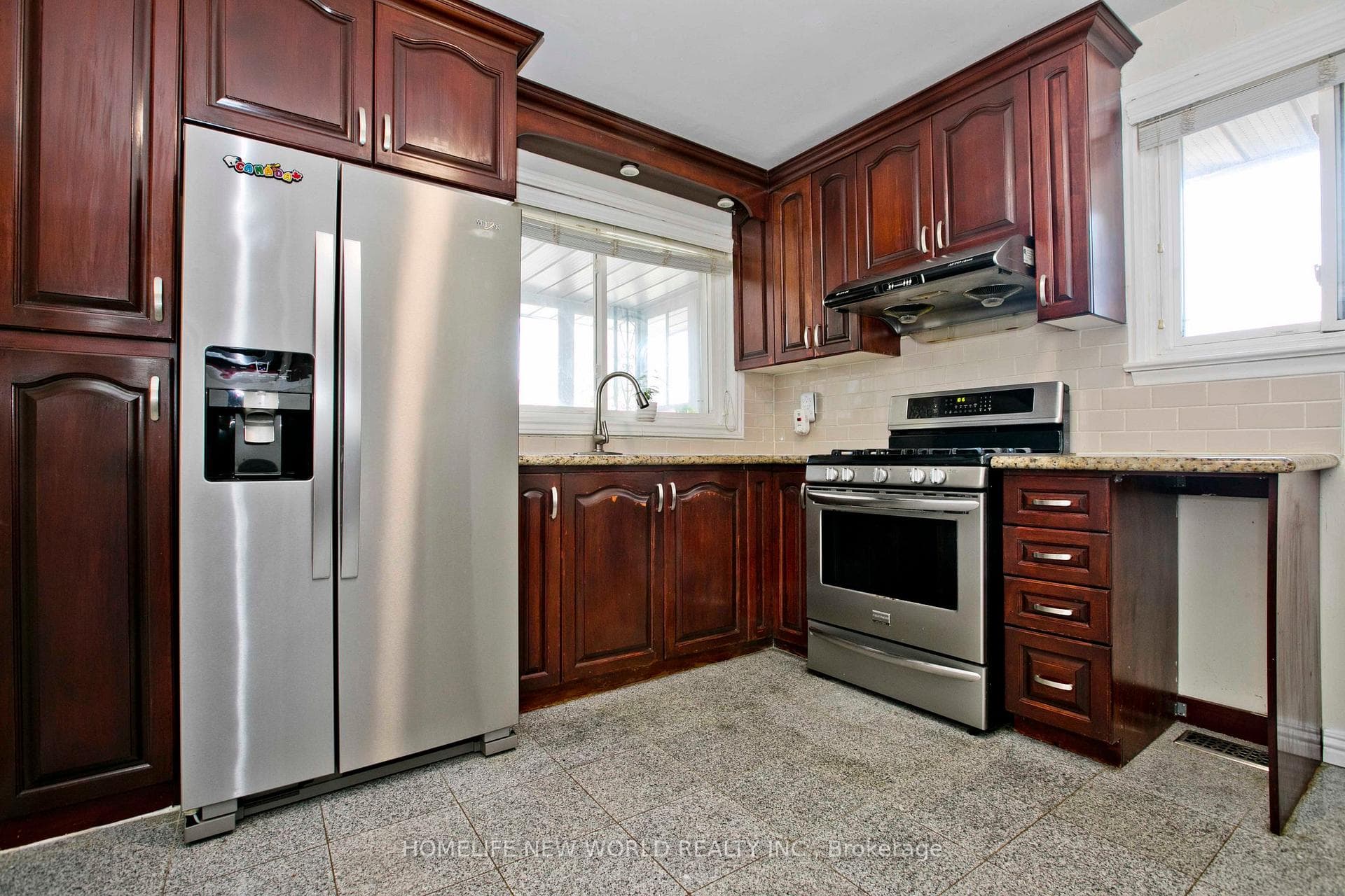 27 Doerr Road Unit Main photo 3