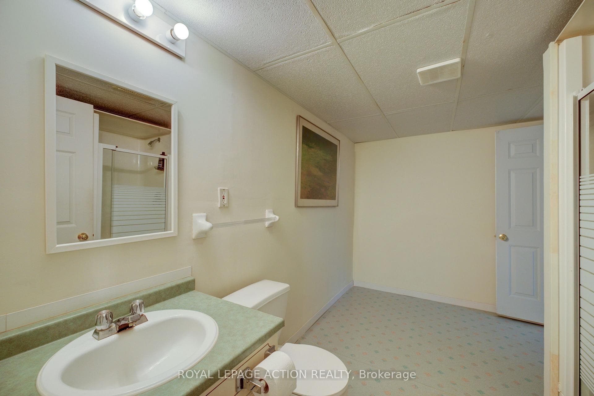 110 Somerset Road Unit 1 photo 29