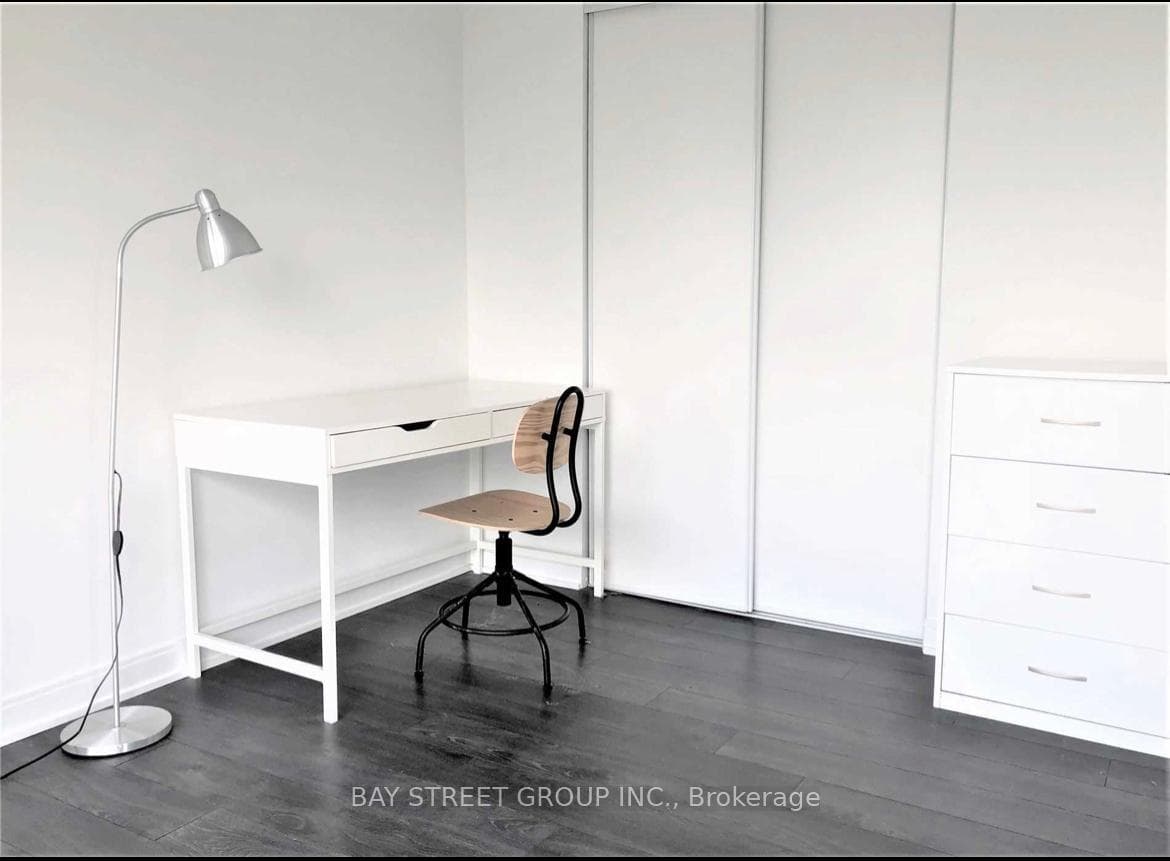 50 Charles Street Unit 2810 photo 9
