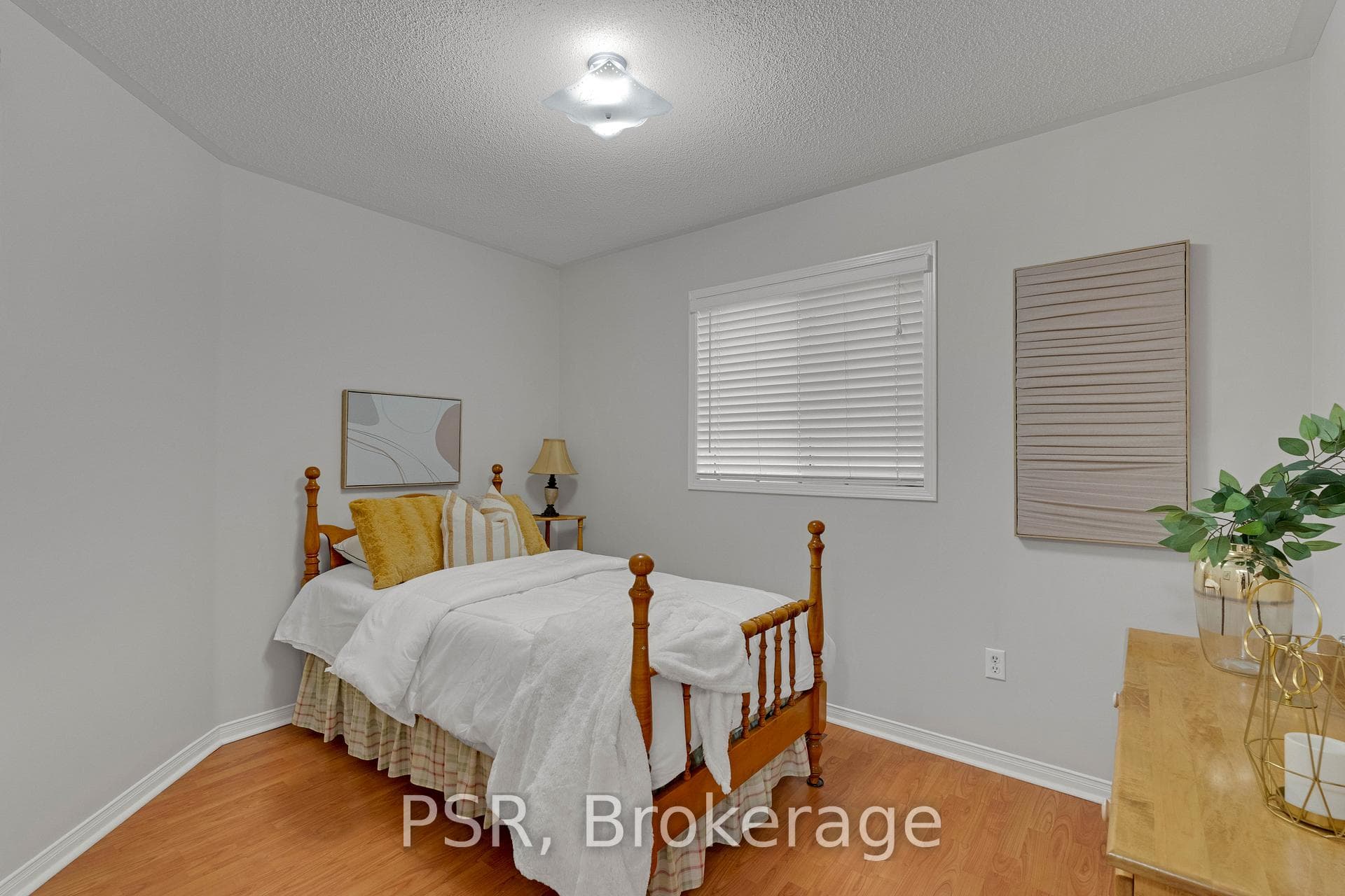 8 Southbury Manor Drive photo 14