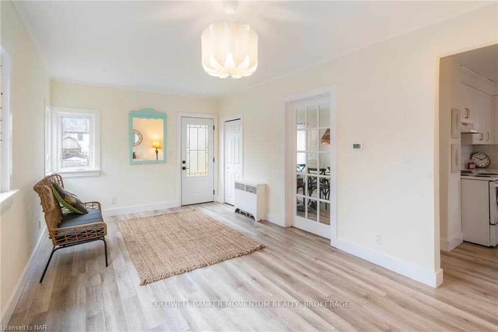 68 ALBERT Street photo 6