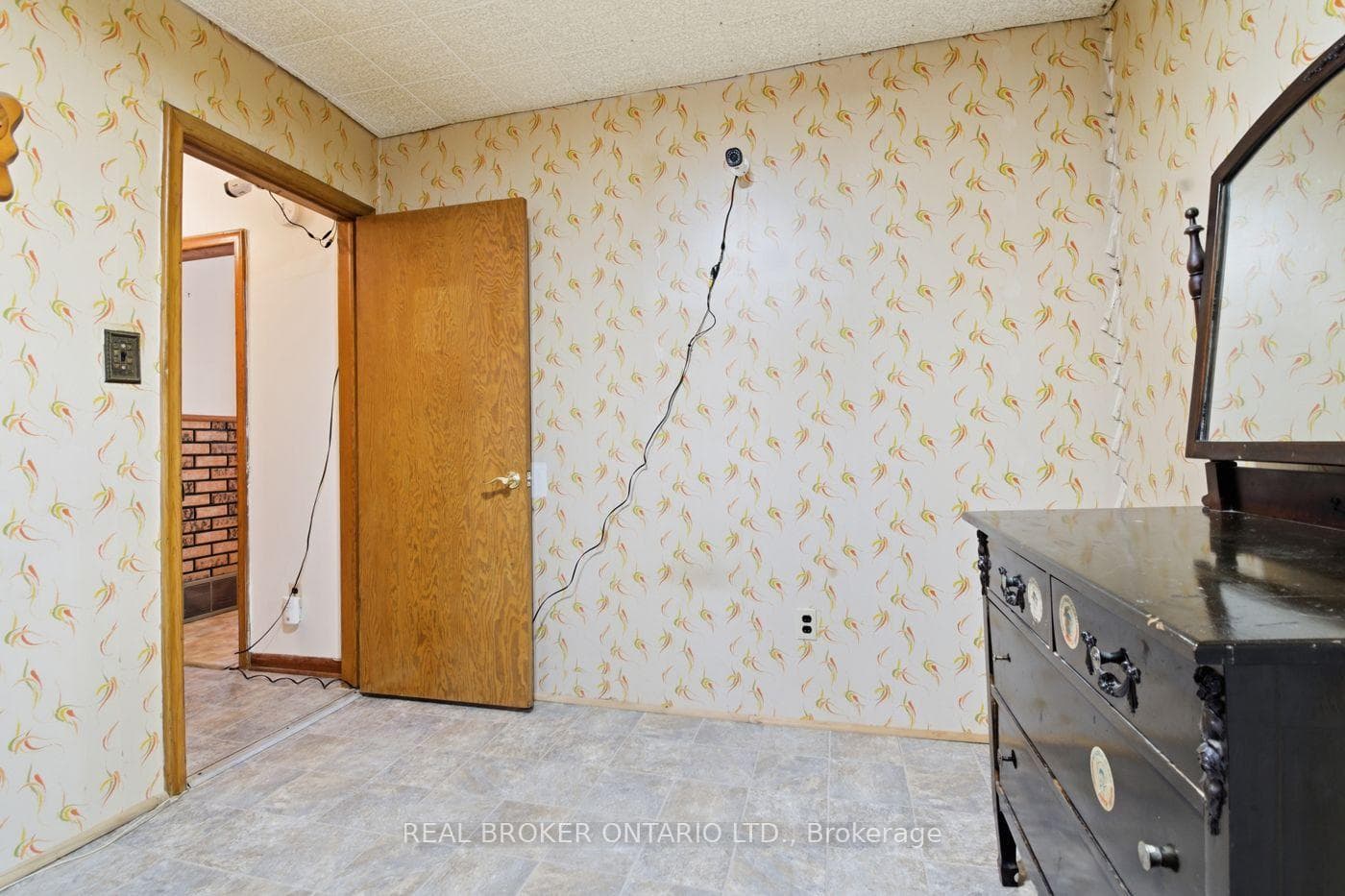 80 Knoll Street photo 16