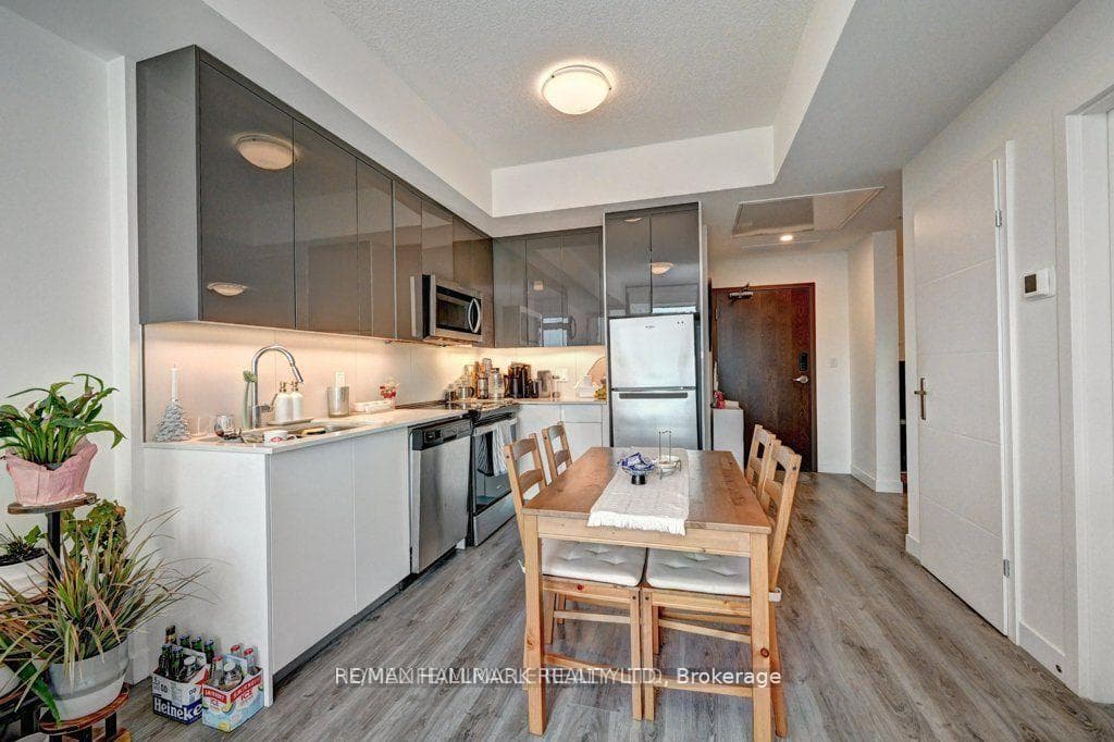 60 Frederick Street Unit 1213 photo 6