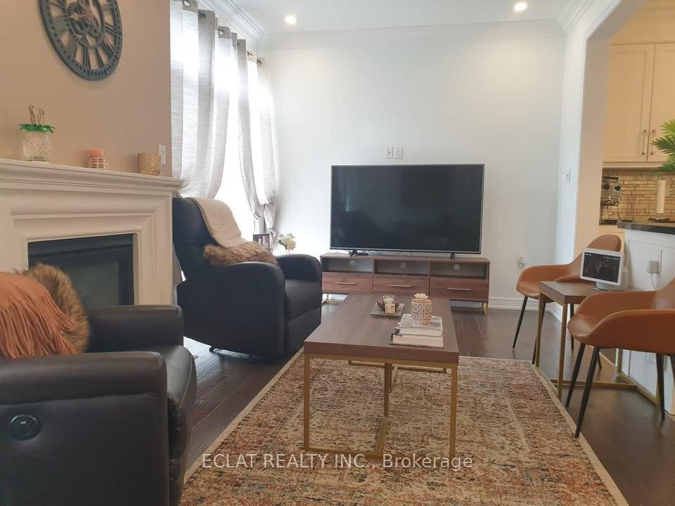 232 Kincardine Street photo 12