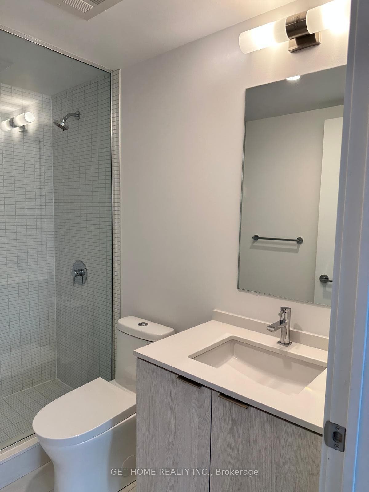 1 Jarvis Street Unit 1012 photo 7