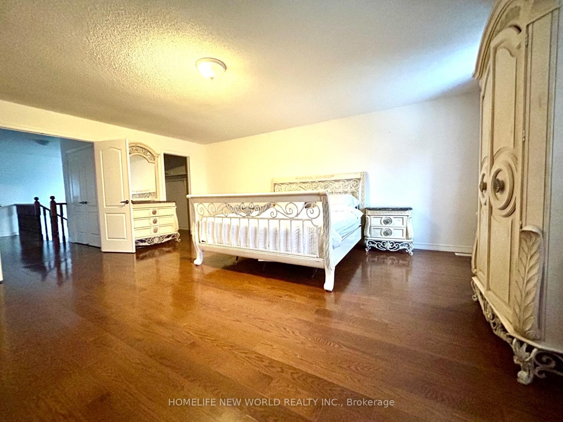 64 Thomas Foster Street photo 20