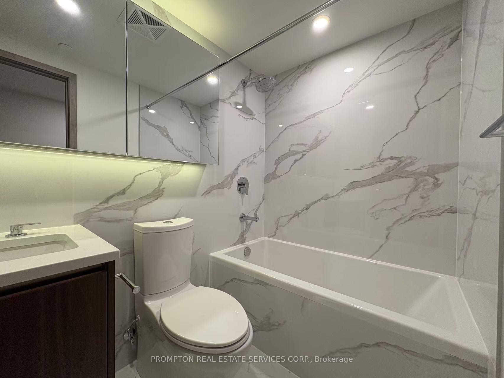 3 Concord Cityplace Way Unit 835 photo 5