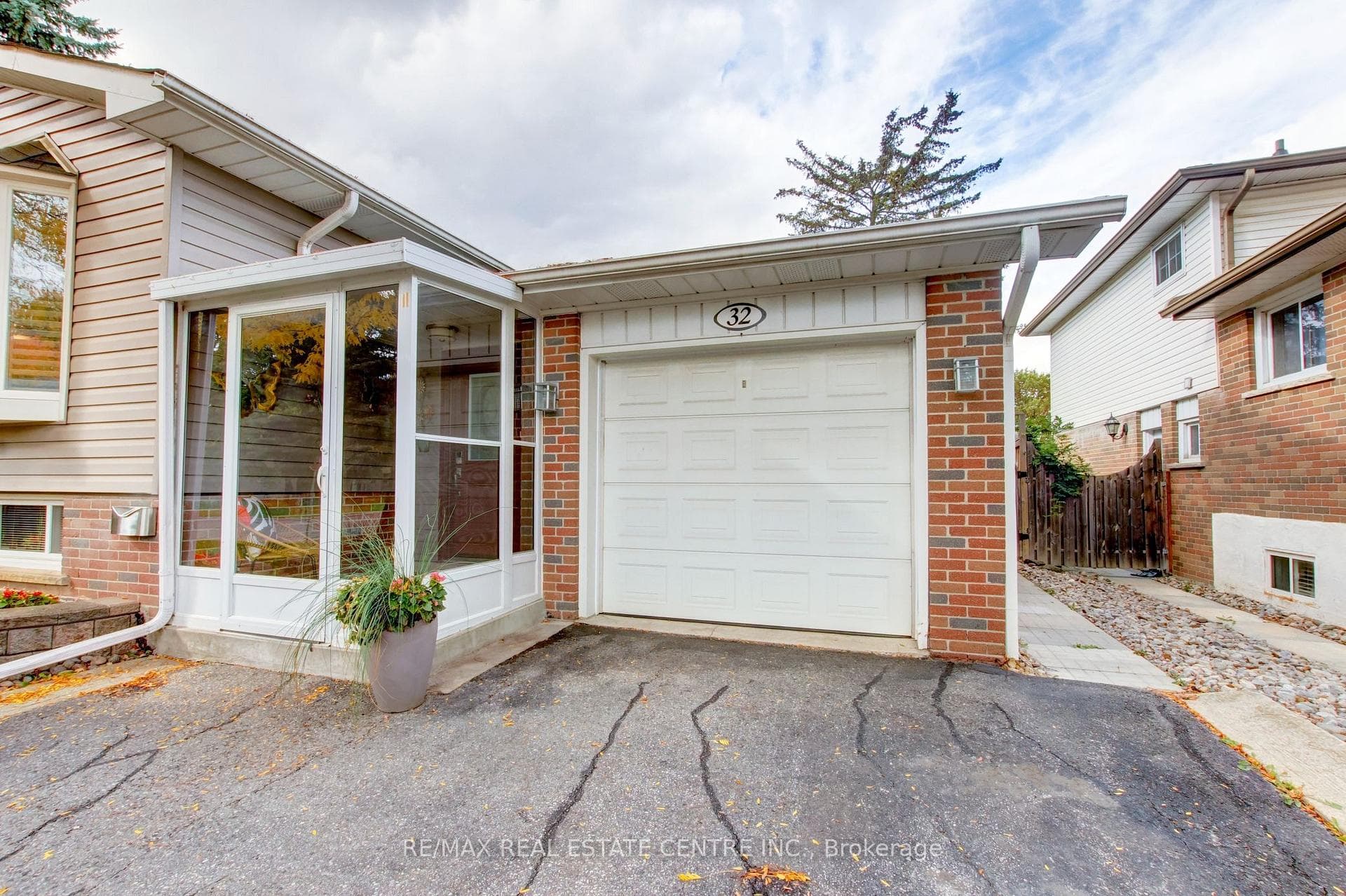 32 Willis Drive photo 45