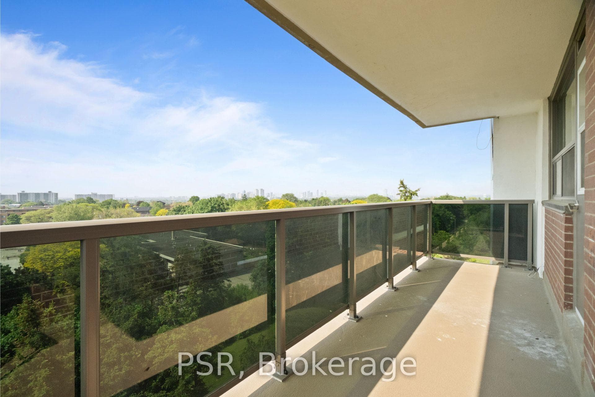 105 Rowena Drive Unit 816 photo 16