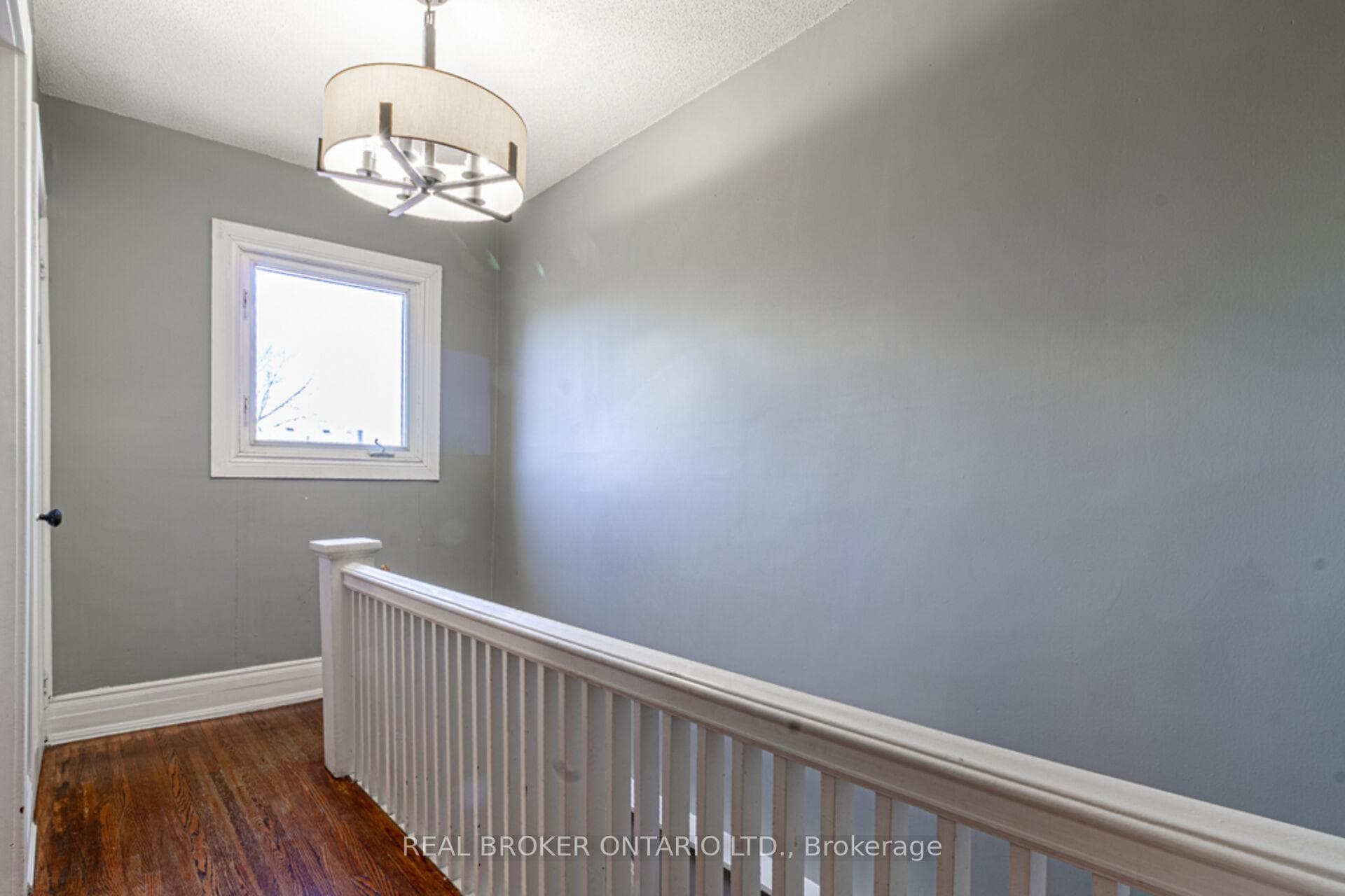 165 Leinster Avenue photo 21