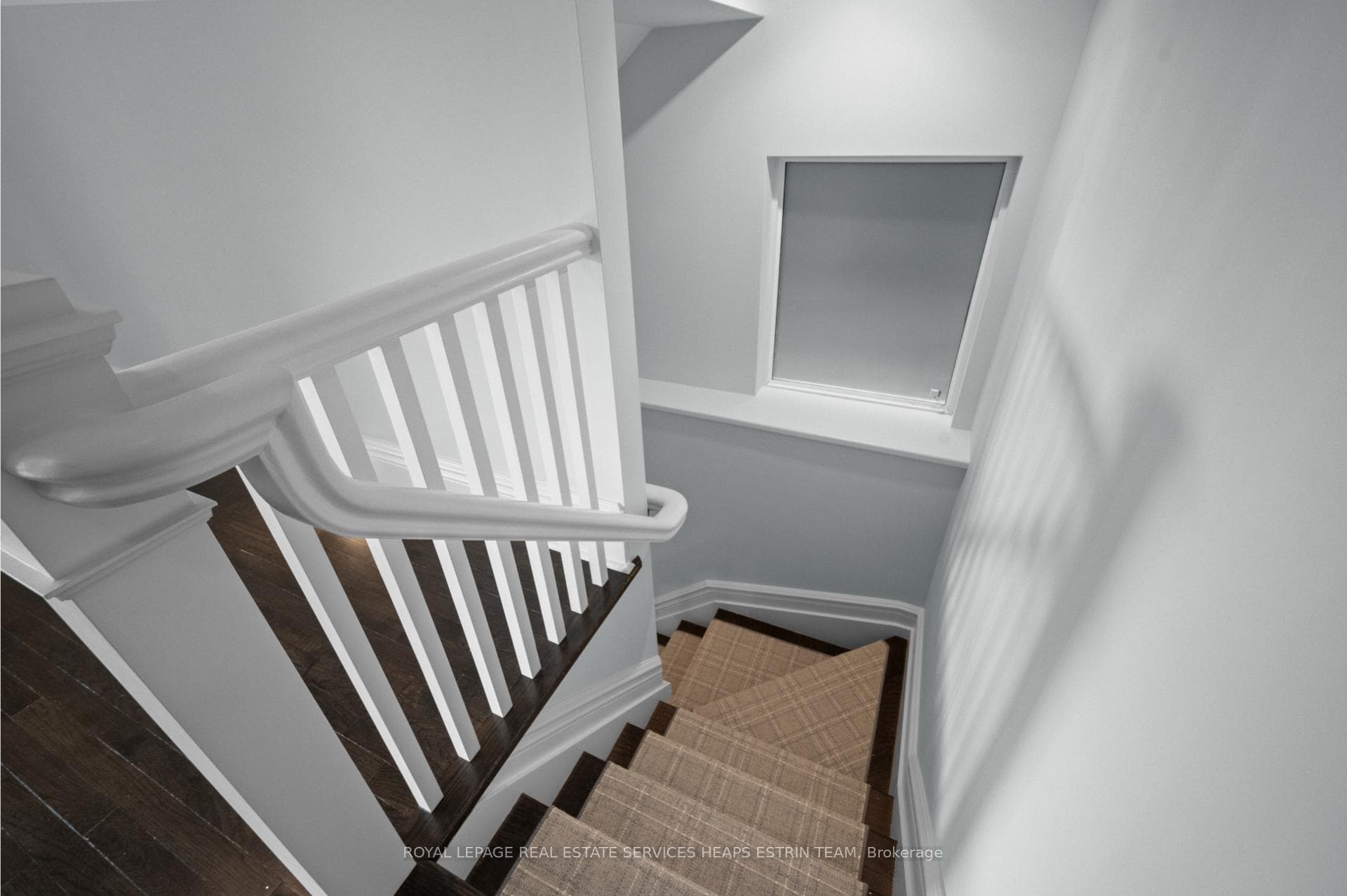 18 Castle Frank Crescent Unit Main photo 18