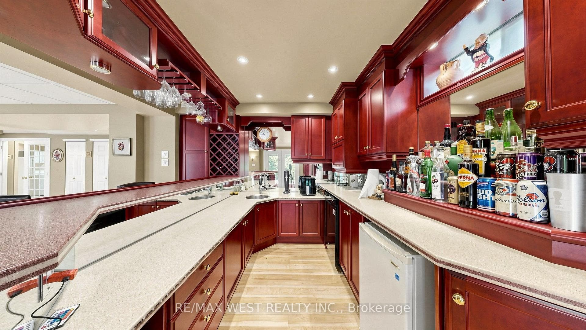 Custom Entertaining Bar with Fridge & Dishwasher