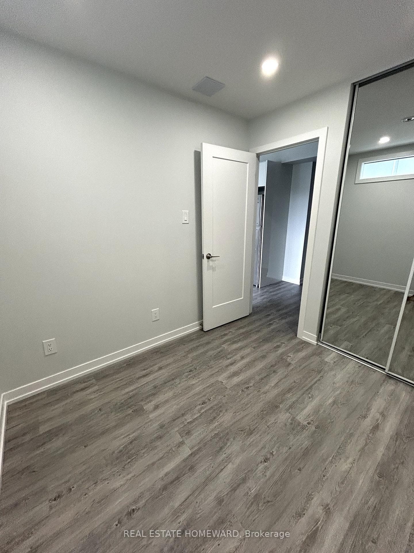 15 Walmer Road Unit 508 photo 15