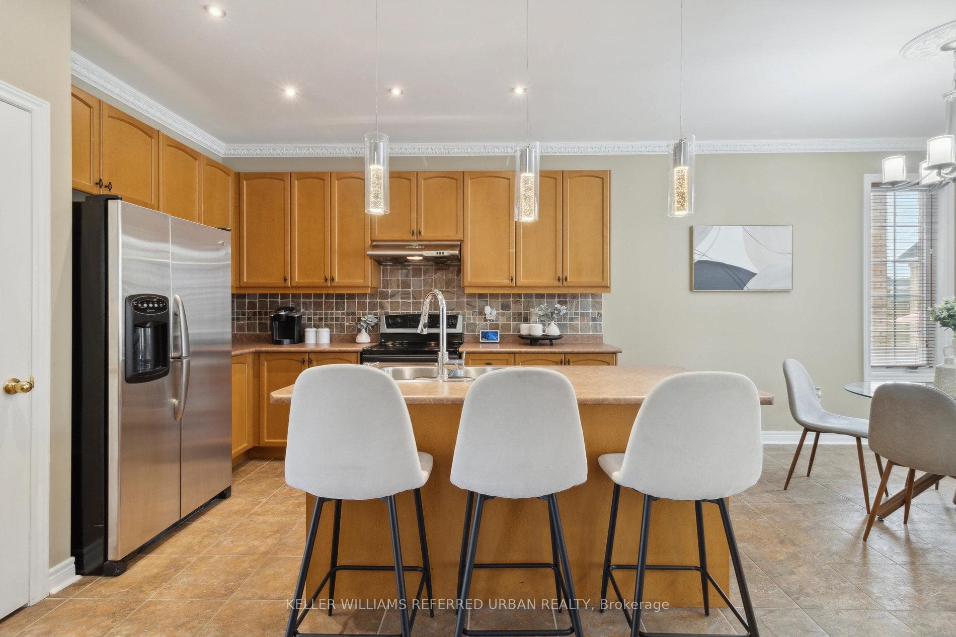 35 Manley Avenue photo 12