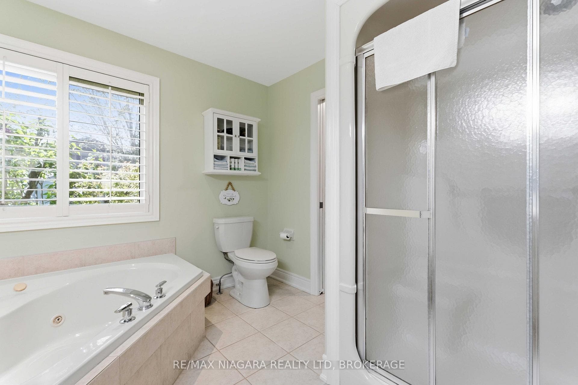 14 Nicholas Drive photo 25