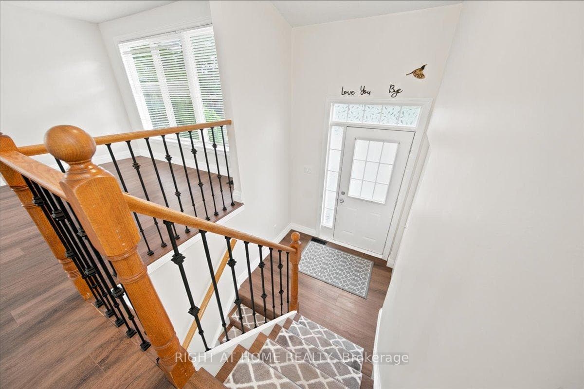 554 Halberstadt Circle photo 7