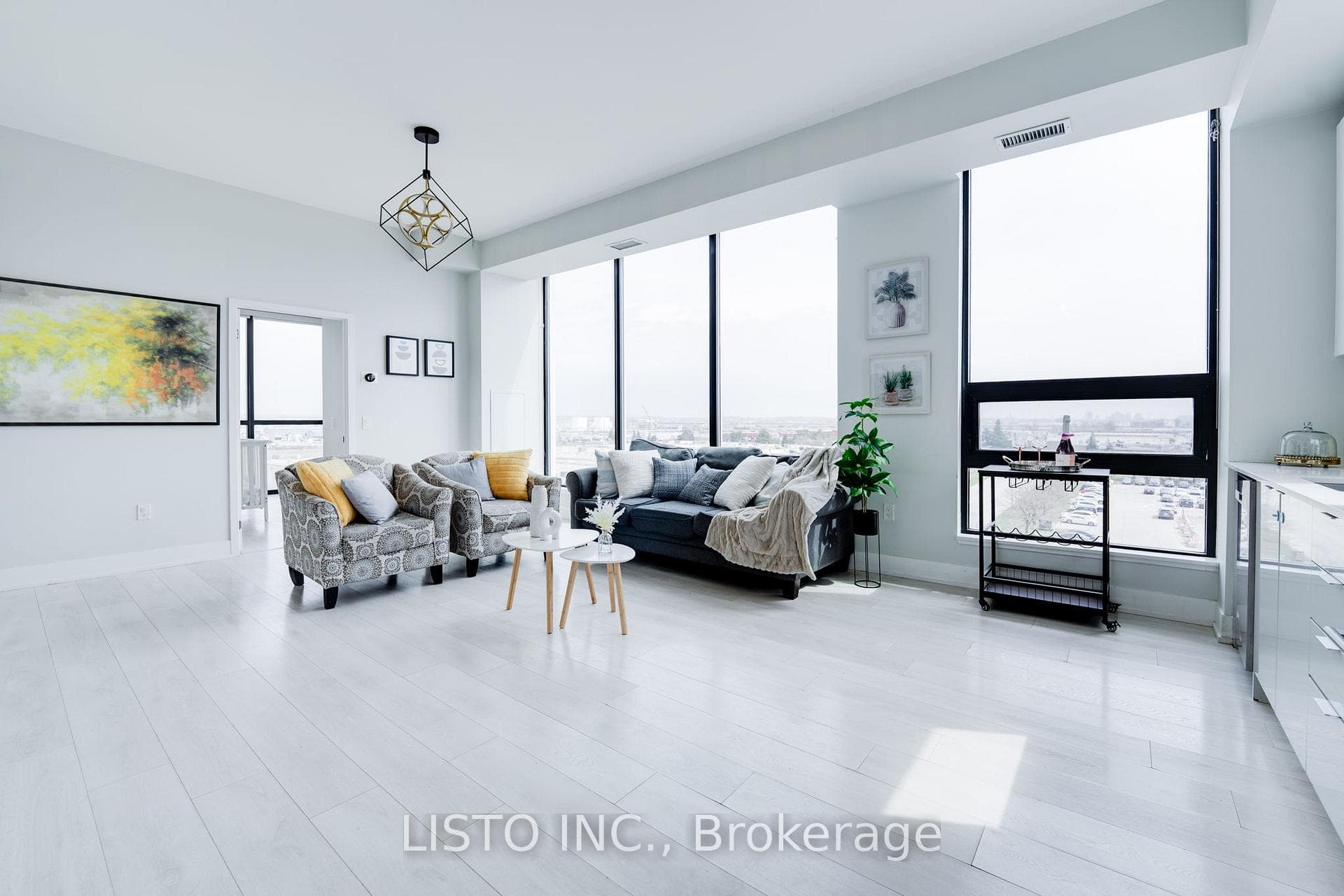 2908 Highway 7 Road Unit 523E photo 4