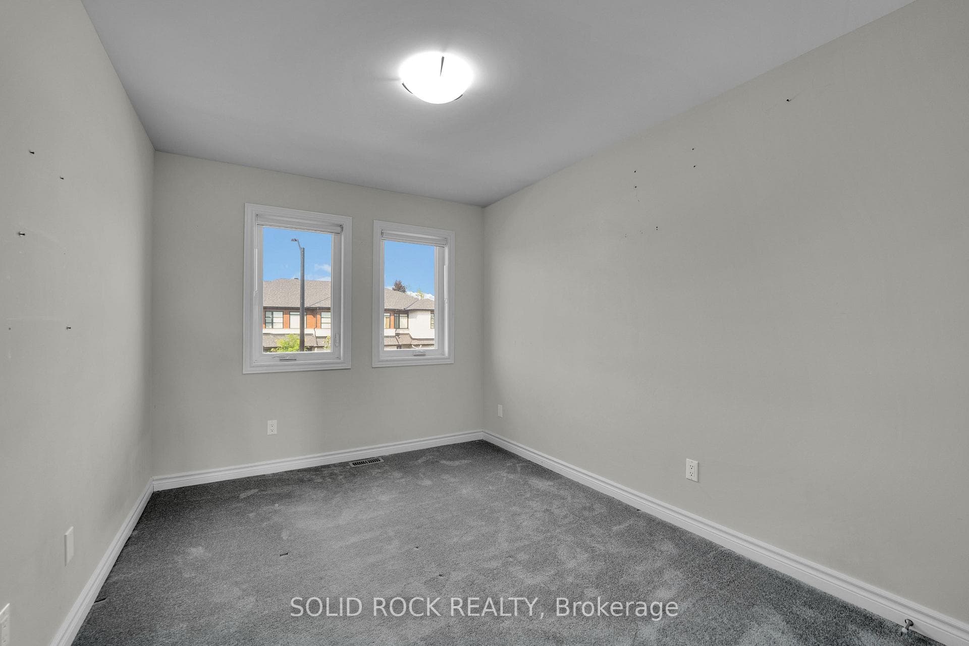 82 O'Donovan Drive photo 15