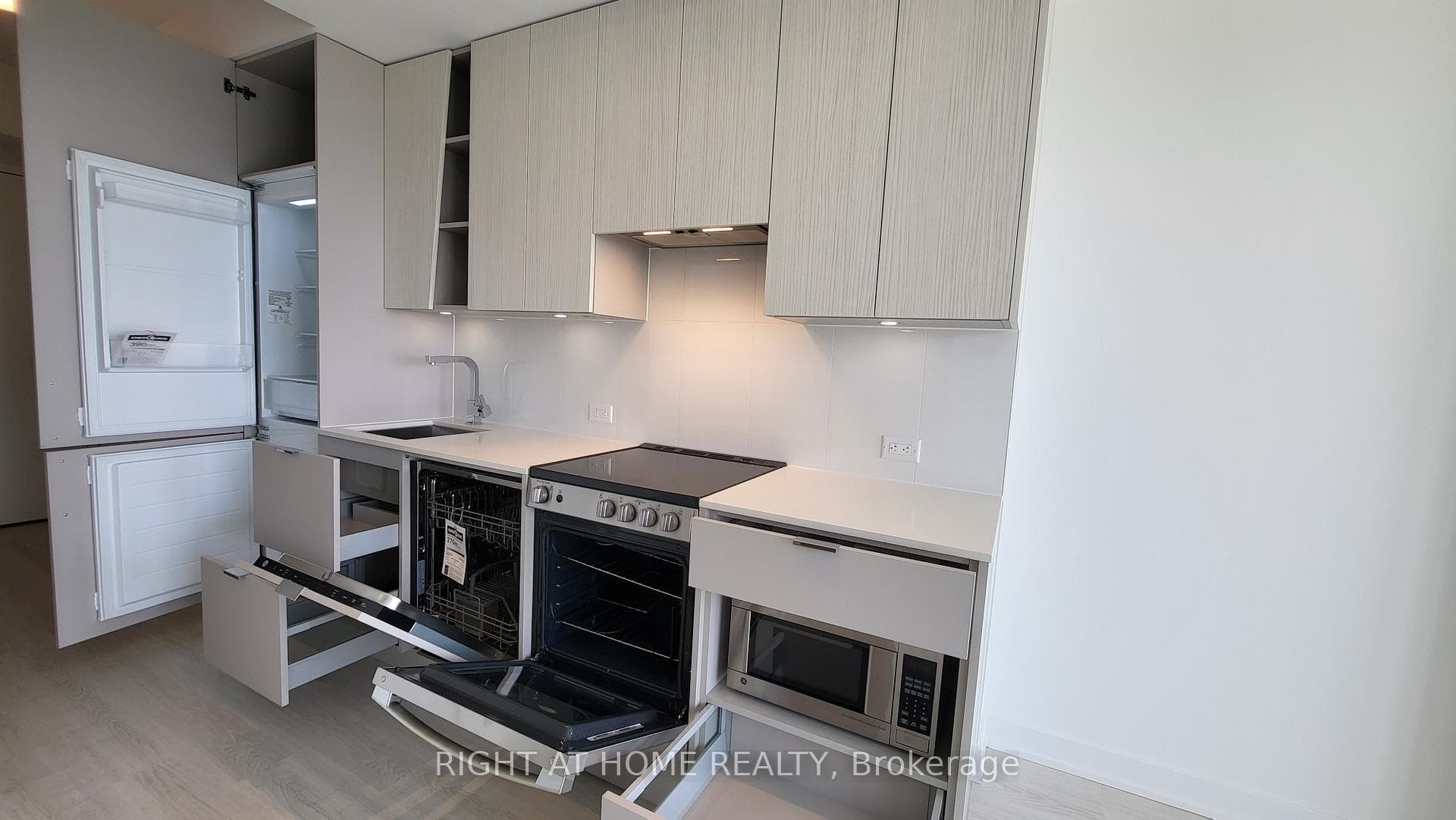 3883 Quartz Road Unit 1108 photo 8