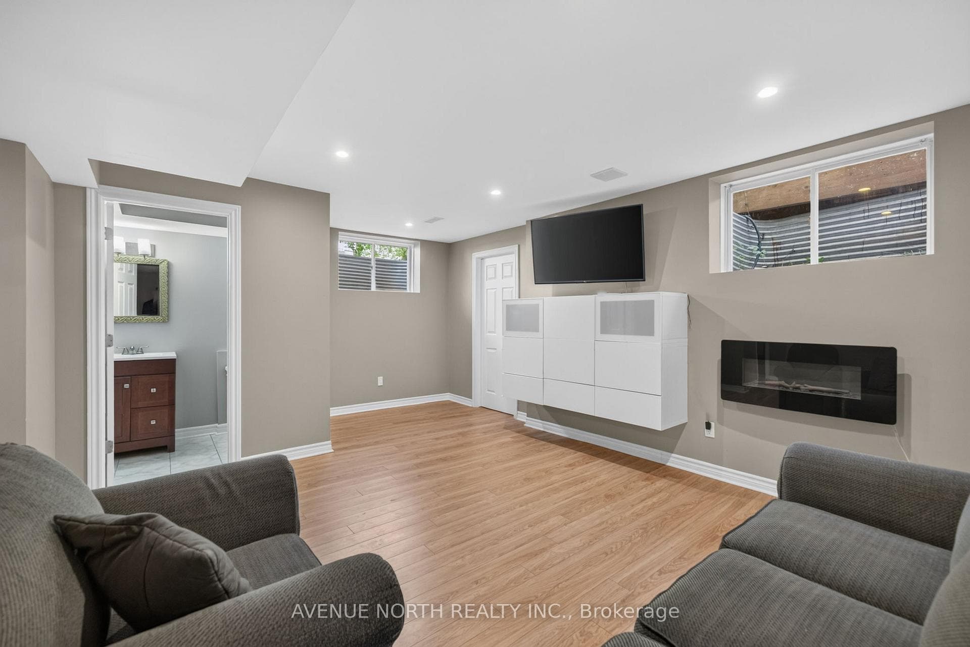 4223 Kelly Farm Drive photo 23