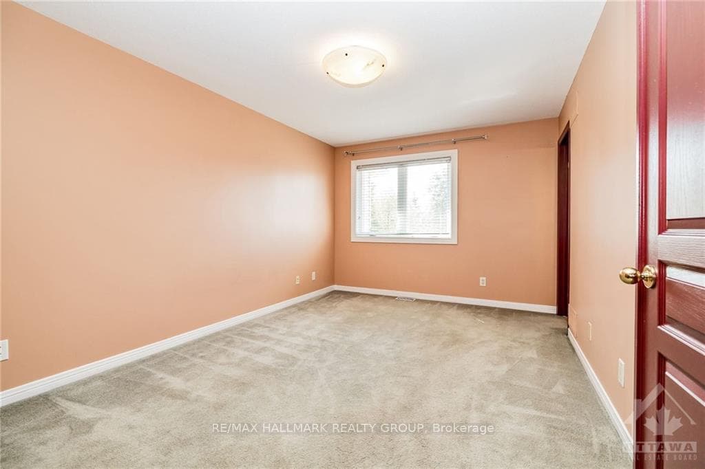 4 CAMBRAY Lane photo 16