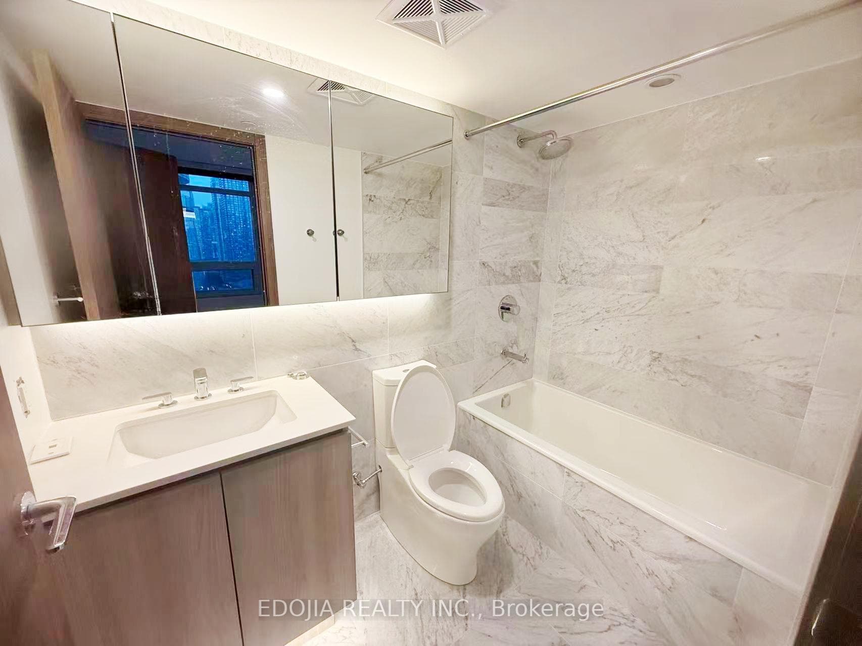 17 Bathurst Street Unit 2615 photo 13