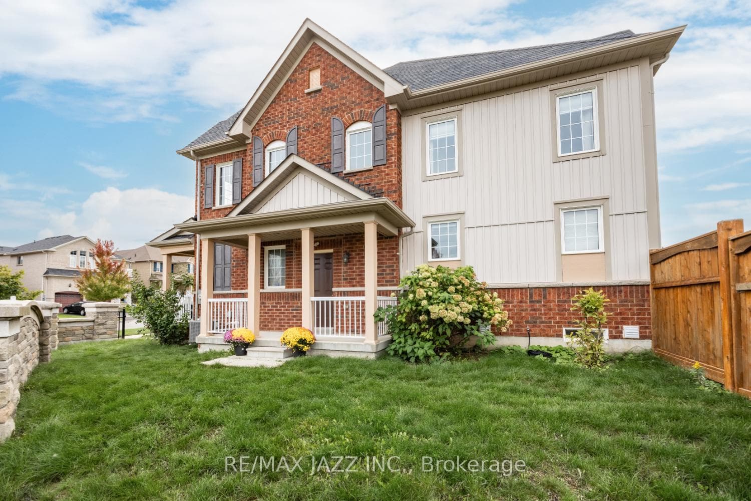 2 Mcbride Avenue photo 30