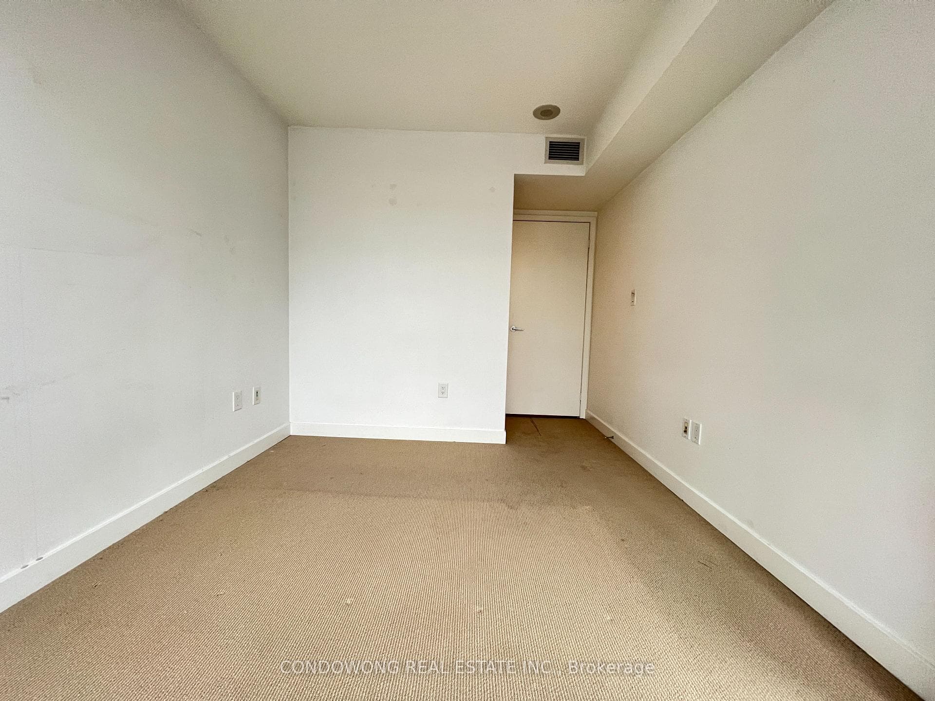 15 Iceboat Terrace Unit 542A photo 14