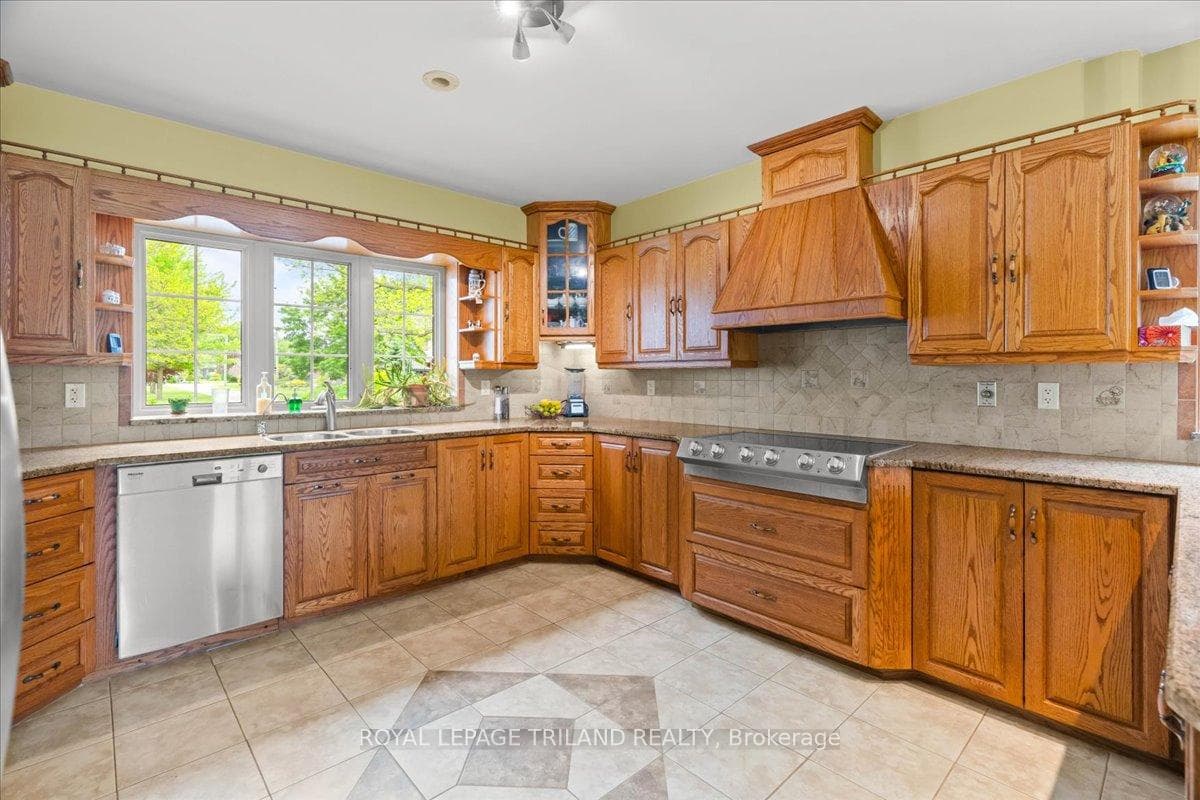 3115 Napperton Drive photo 16
