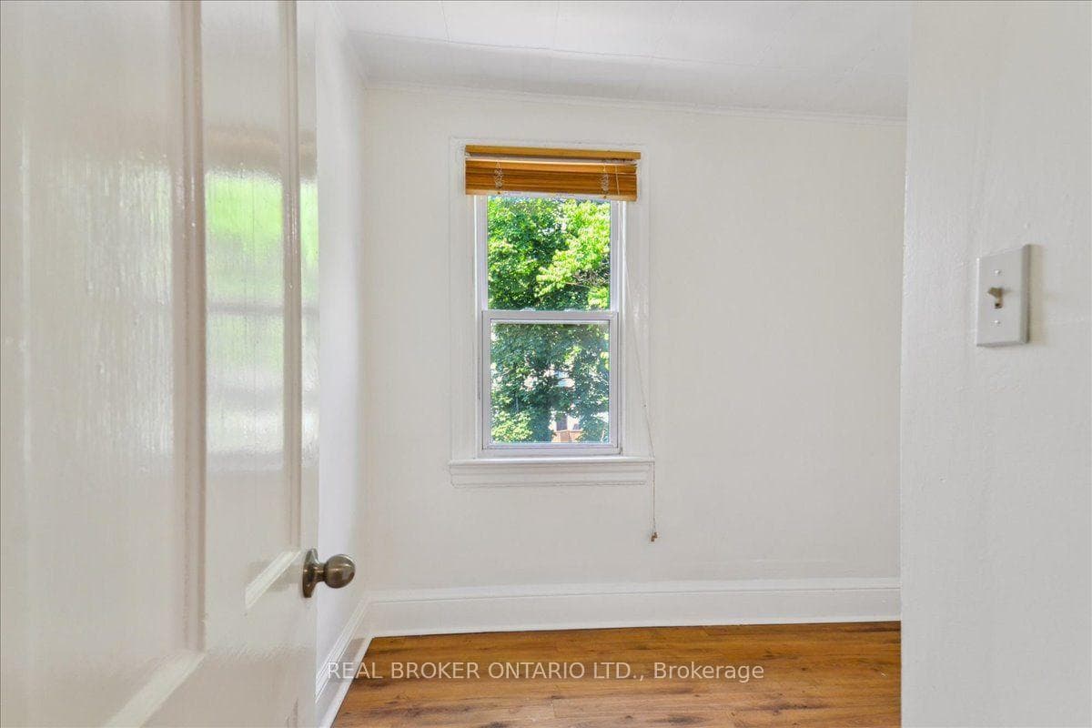 162 Jones Avenue photo 31