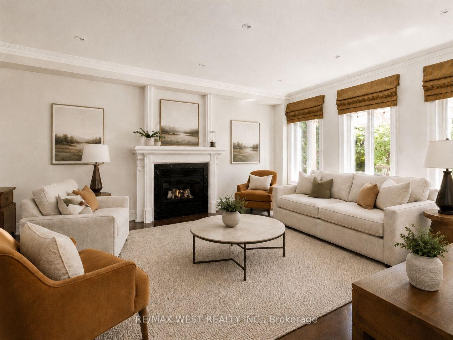 Great Room - This photo has been virtually staged
