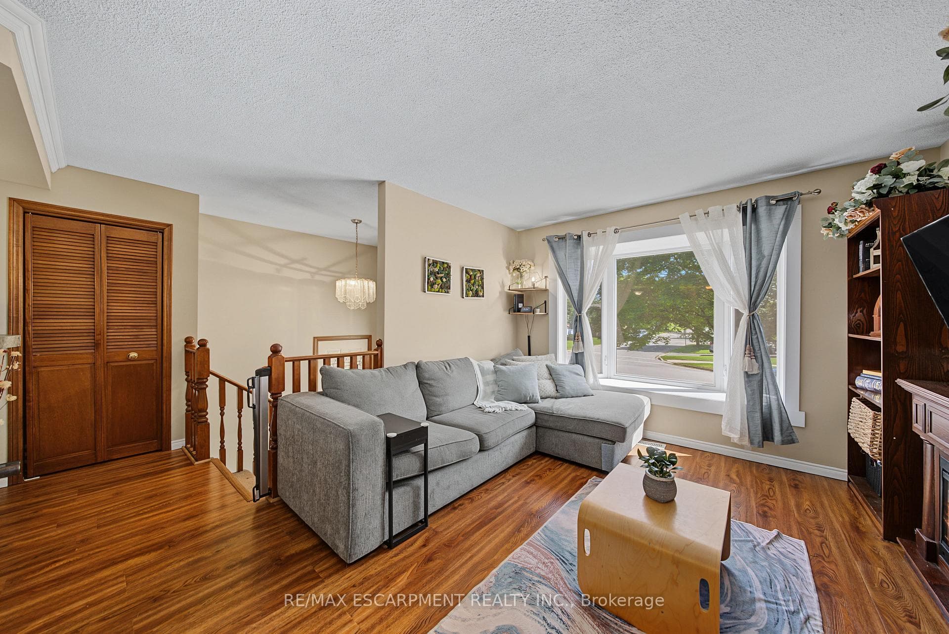 4917 Homestead Drive photo 6