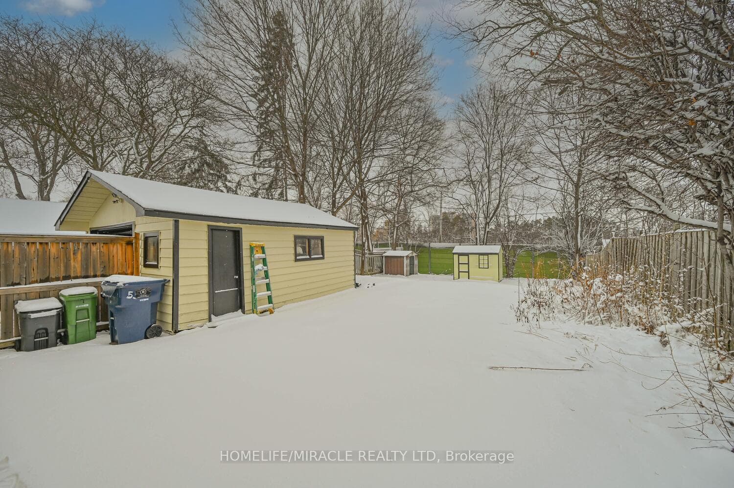 55 Taysham Crescent photo 48