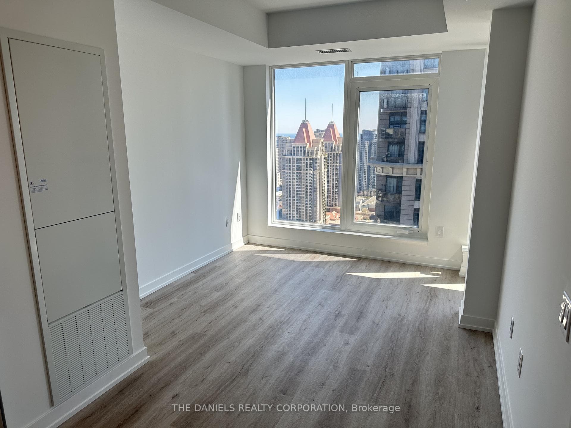 395 Square One Drive Unit 3206 photo 7
