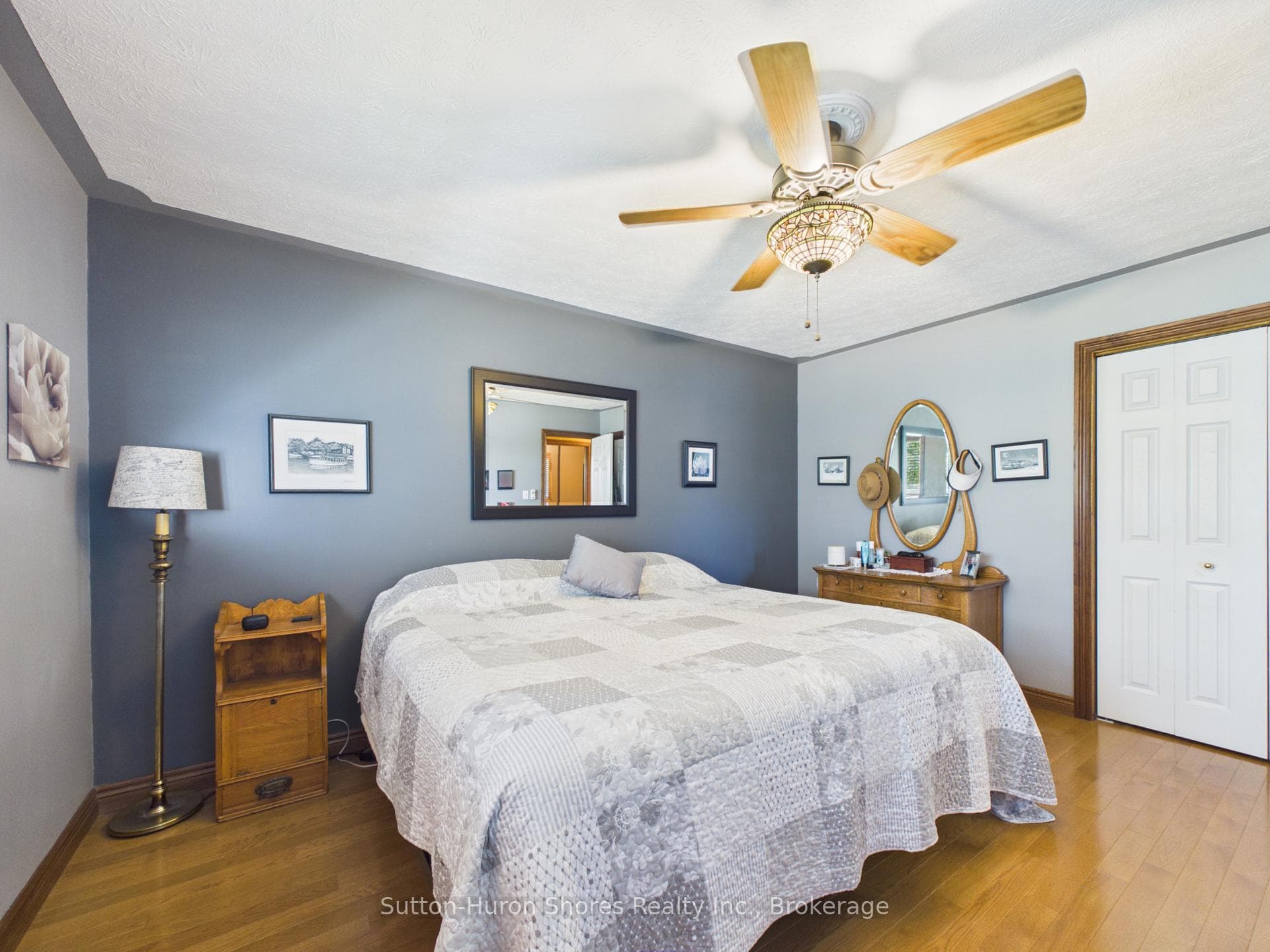 762 Bradford Street photo 23