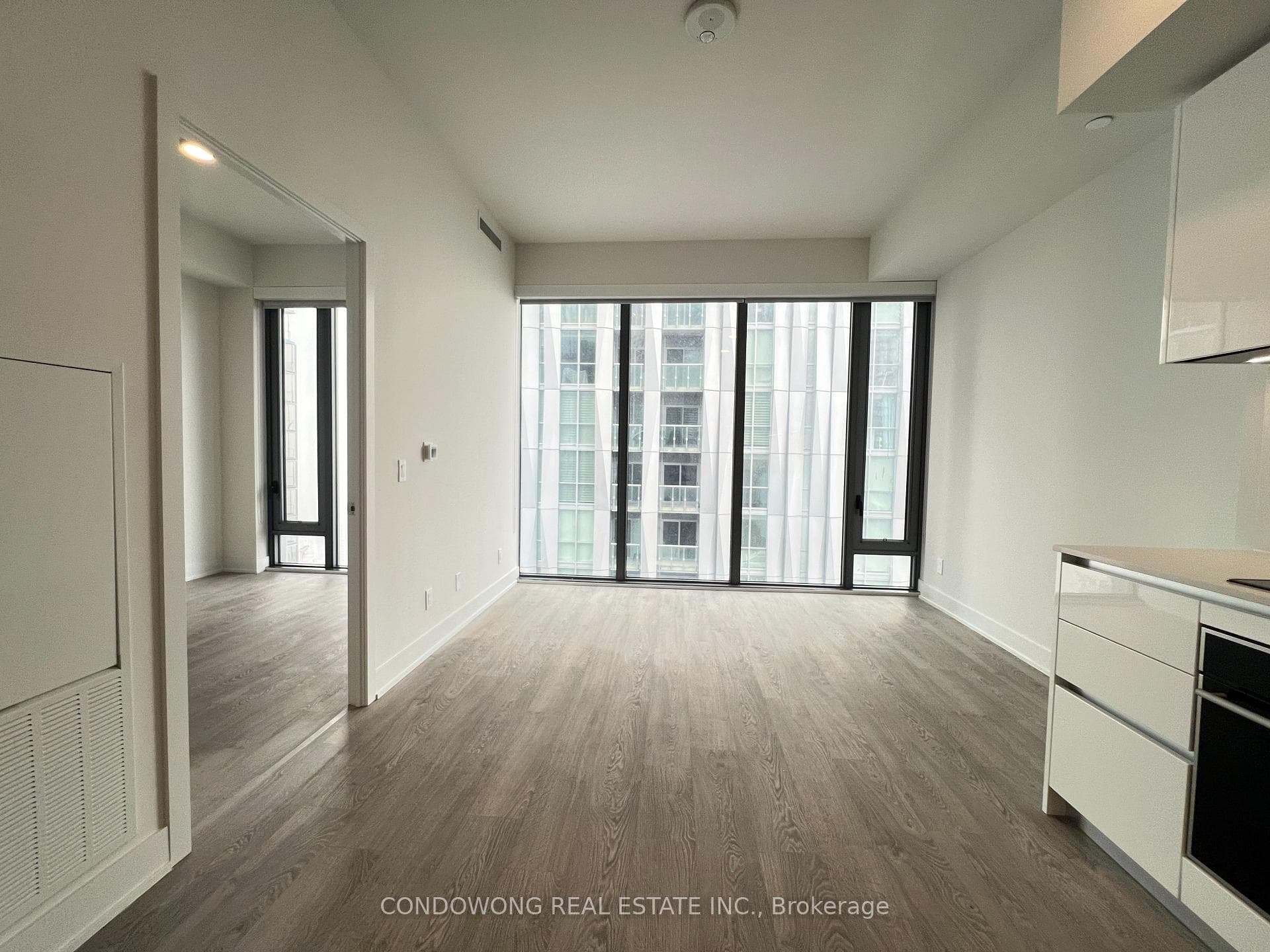 8 Cumberland Street Unit 4308 photo 6