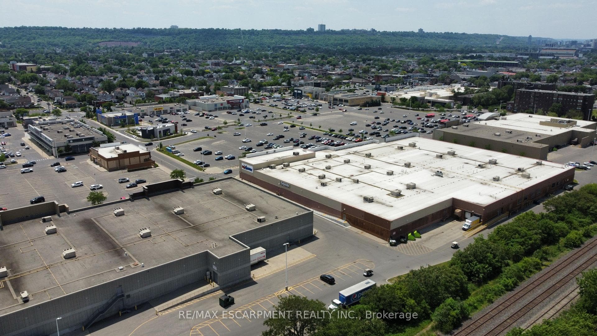141 McAnulty Boulevard photo 47