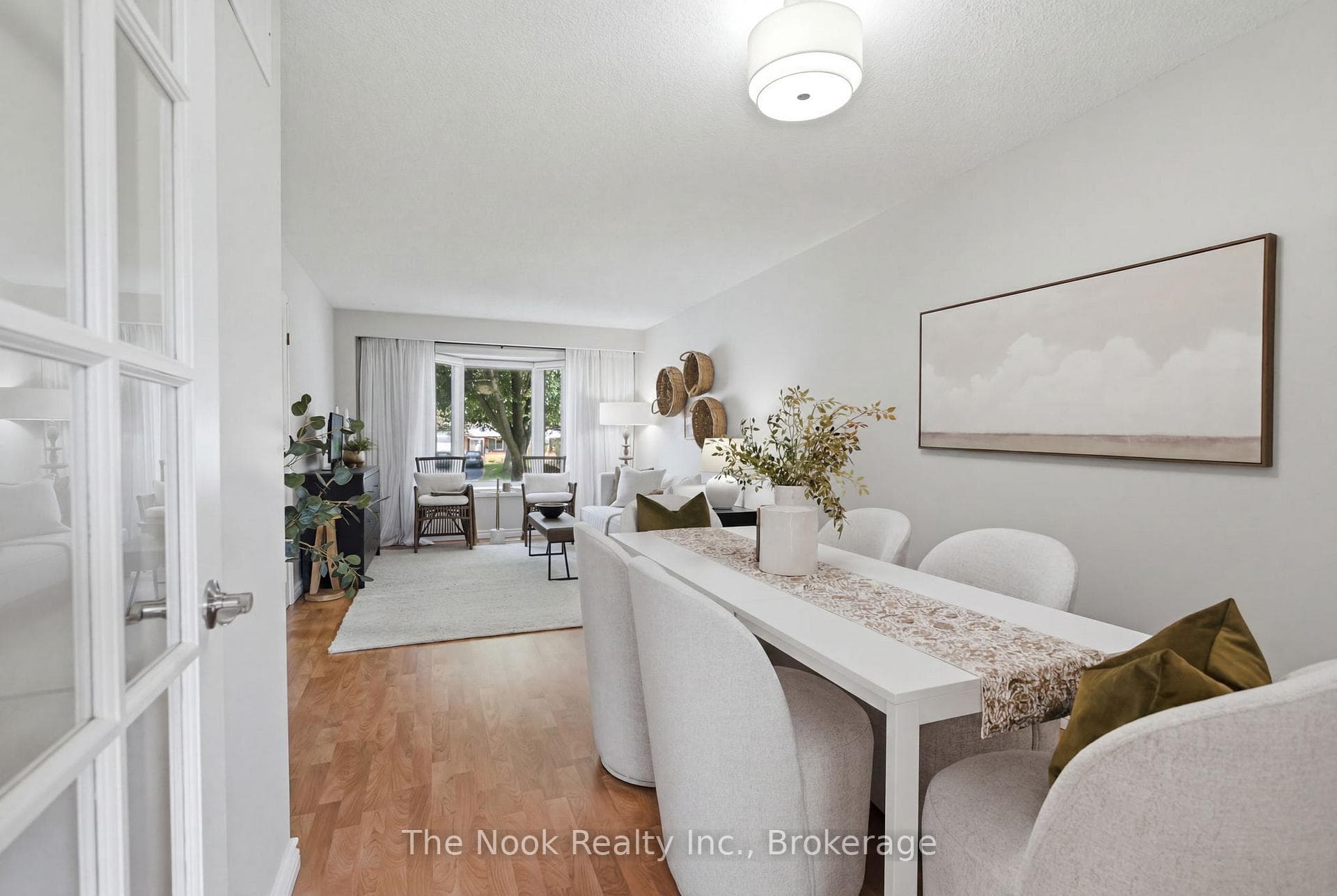 693 Nairn Court photo 8