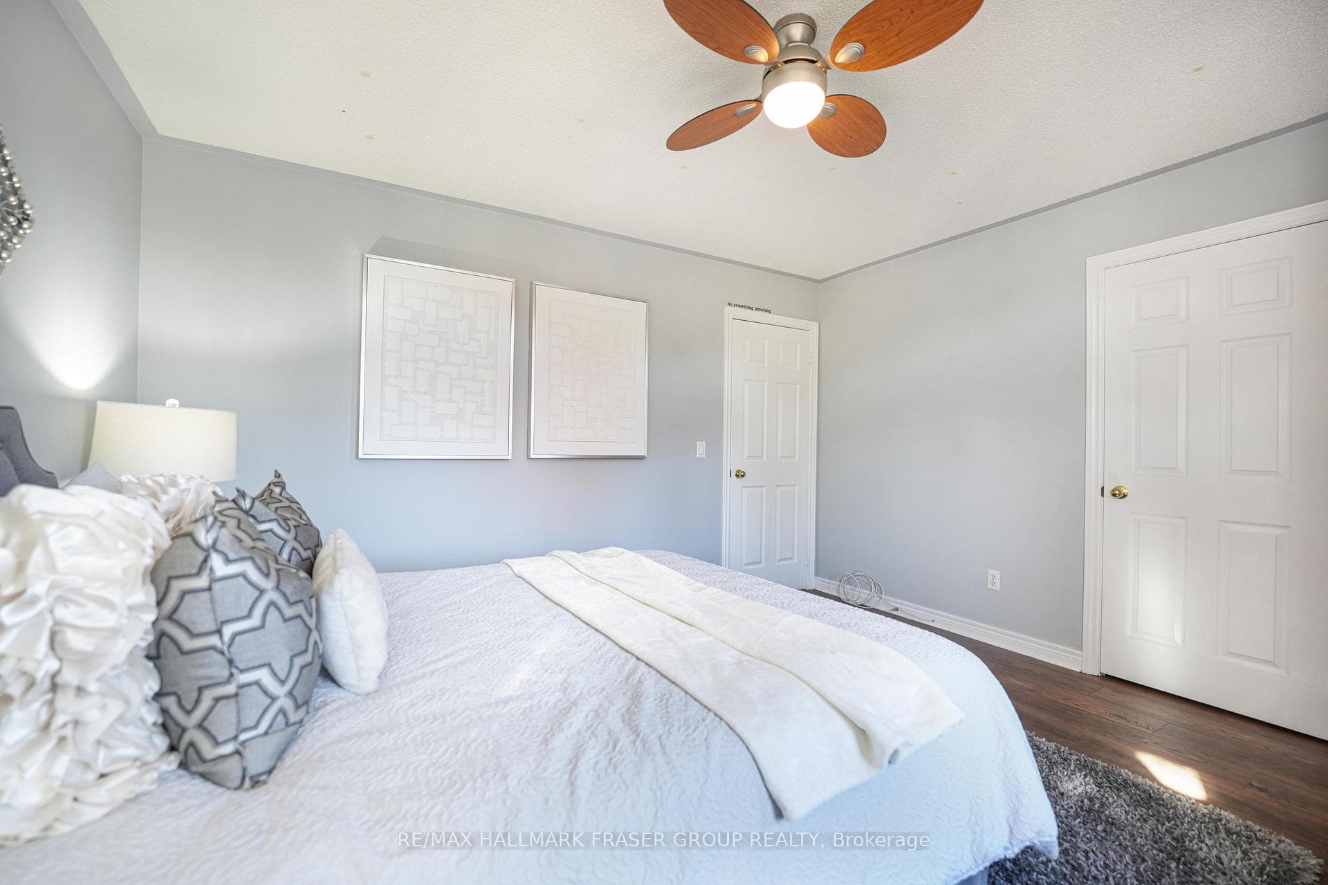 168 Elizabeth Street photo 29