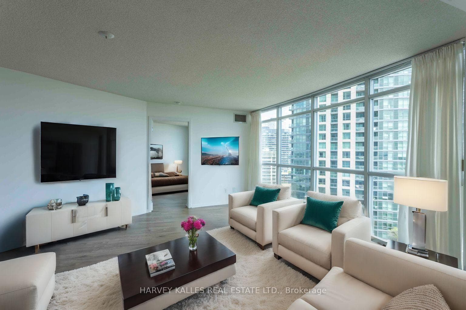 219 Fort York Boulevard Unit 1608 photo 10