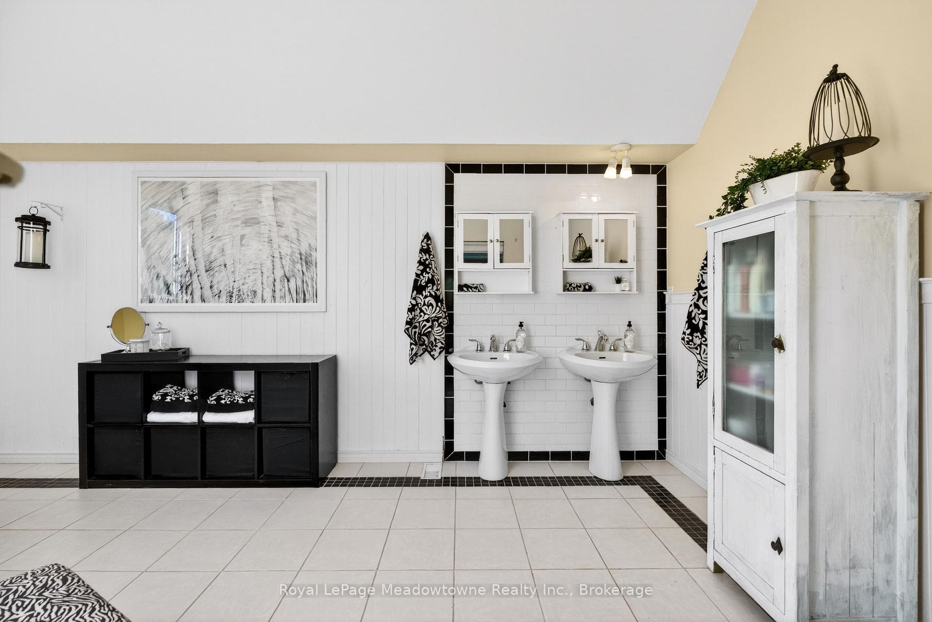 8122 Eramosa Garafraxa Townline photo 16